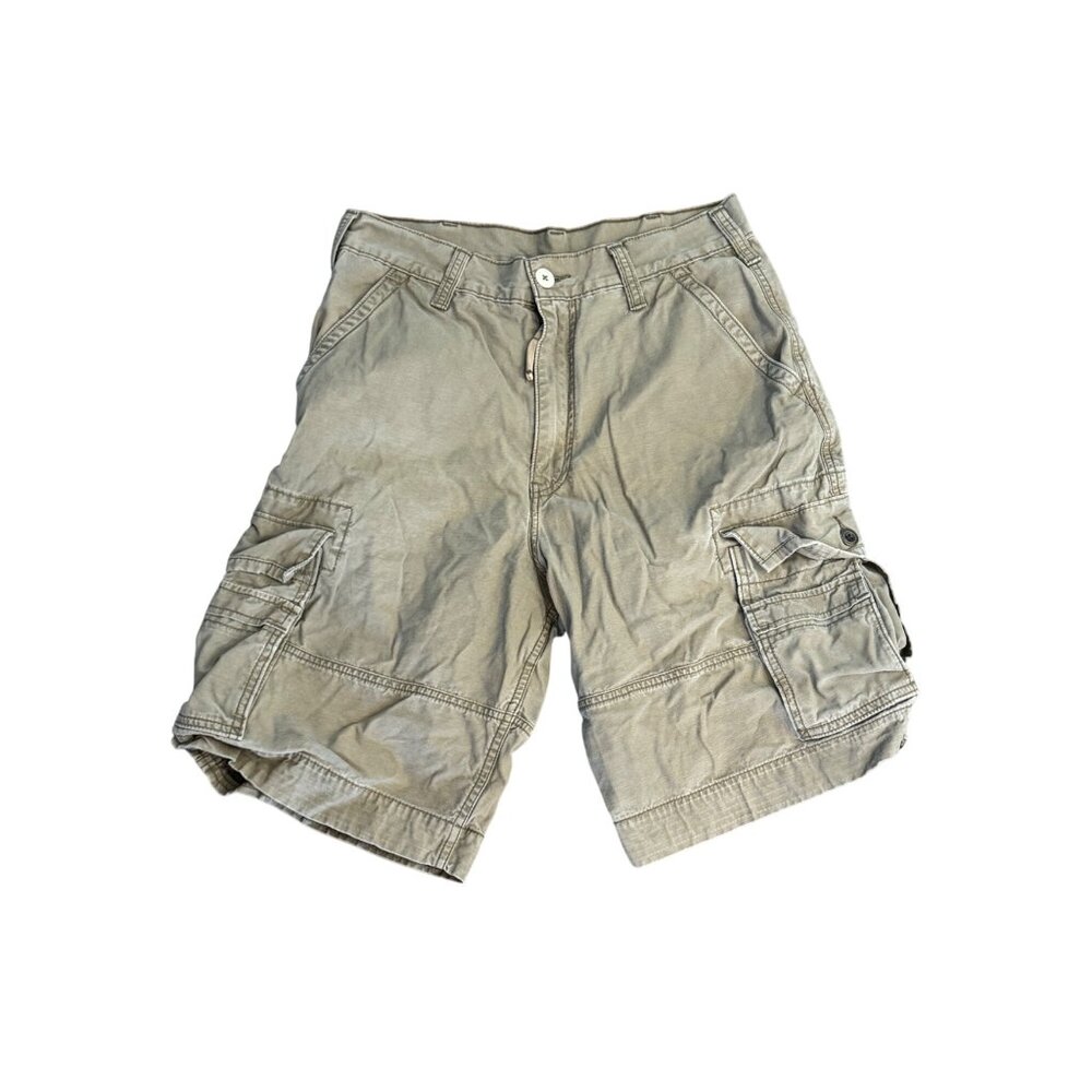 Levis Mens Beige Cargo Shorts Size 15 With Multiple Pockets & Button Accents vin
